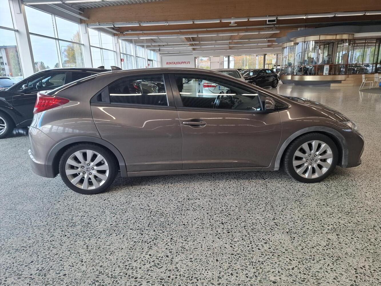 Honda Civic vaihtoauto