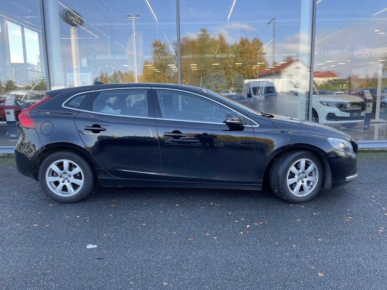 Volvo V40 vaihtoauto