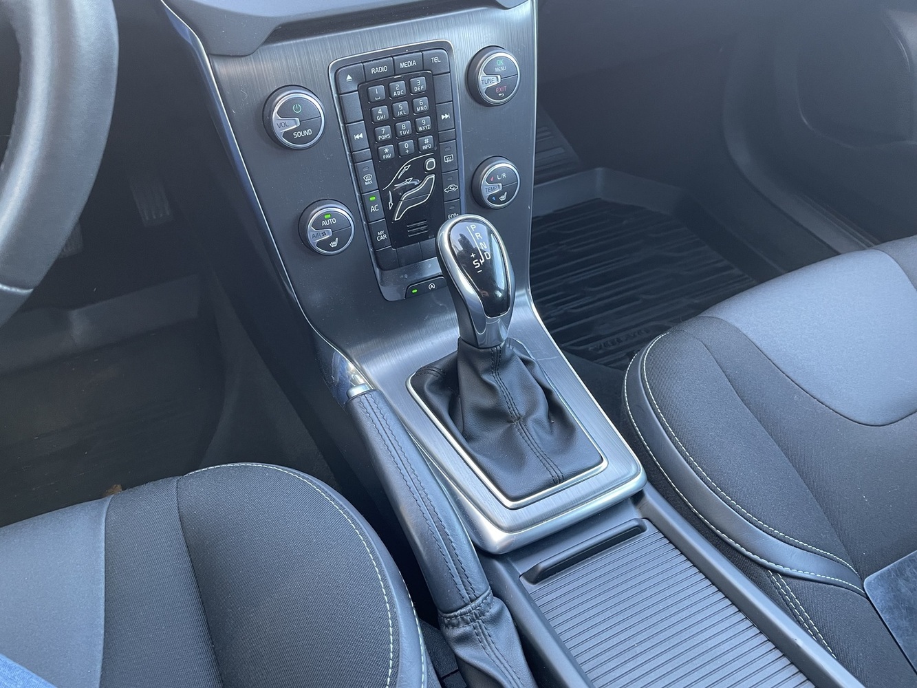 Volvo V40 vaihtoauto