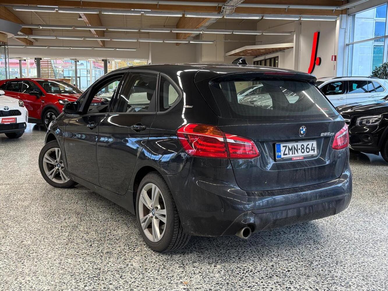 BMW 225 vaihtoauto