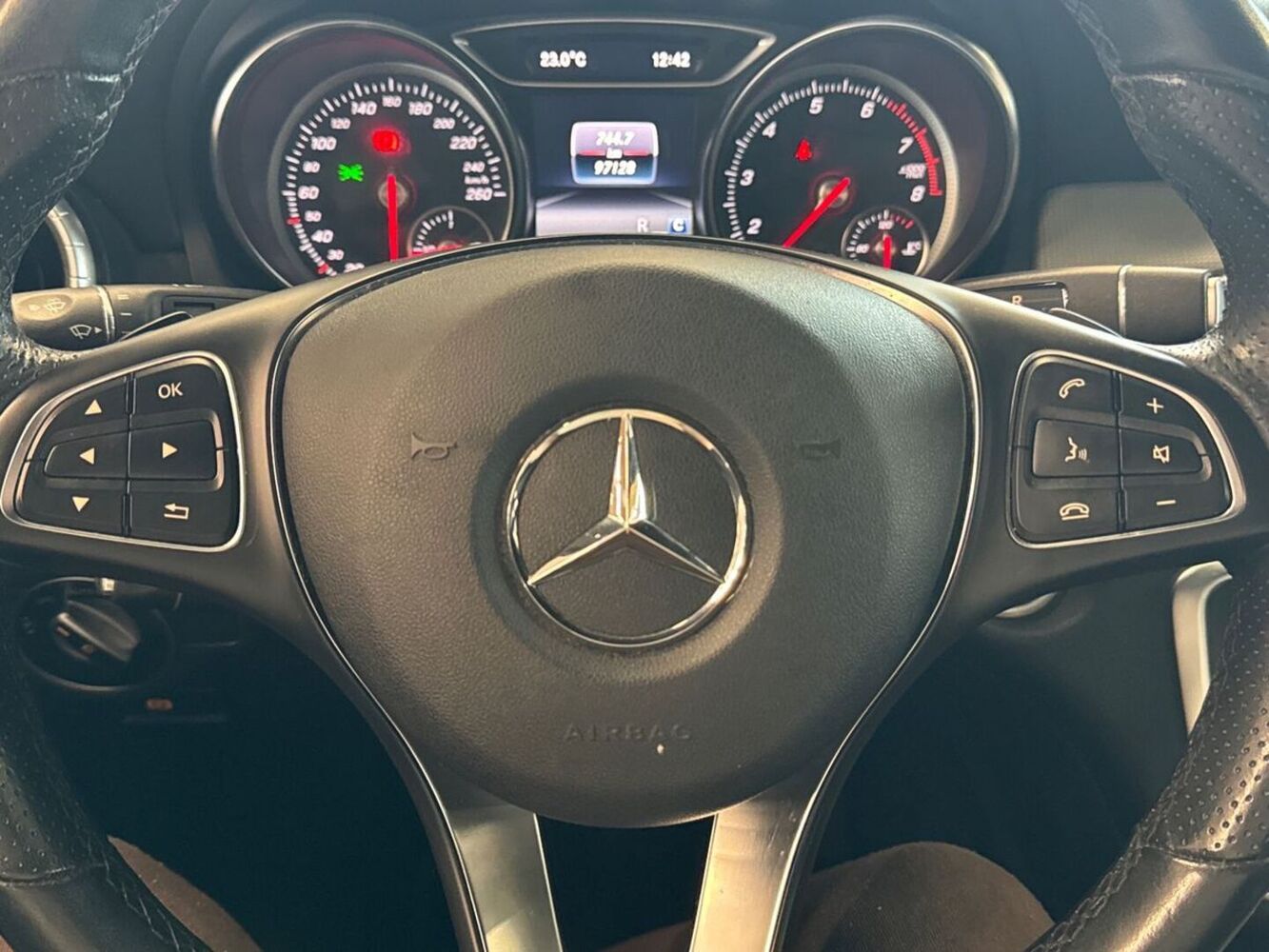 Mercedes-Benz CLA-sarja vaihtoauto