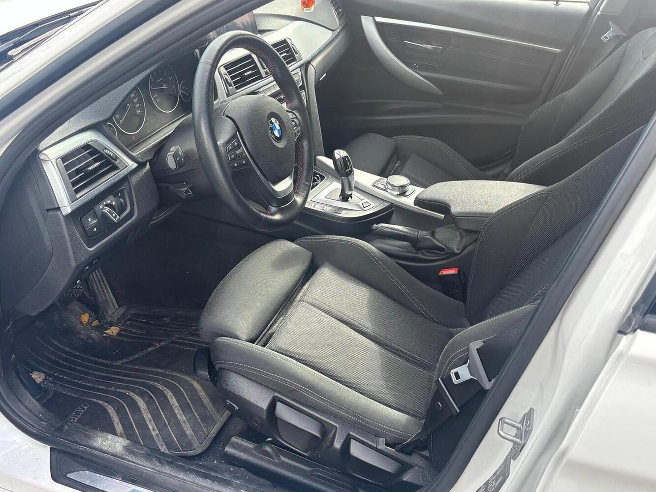 BMW 330 vaihtoauto