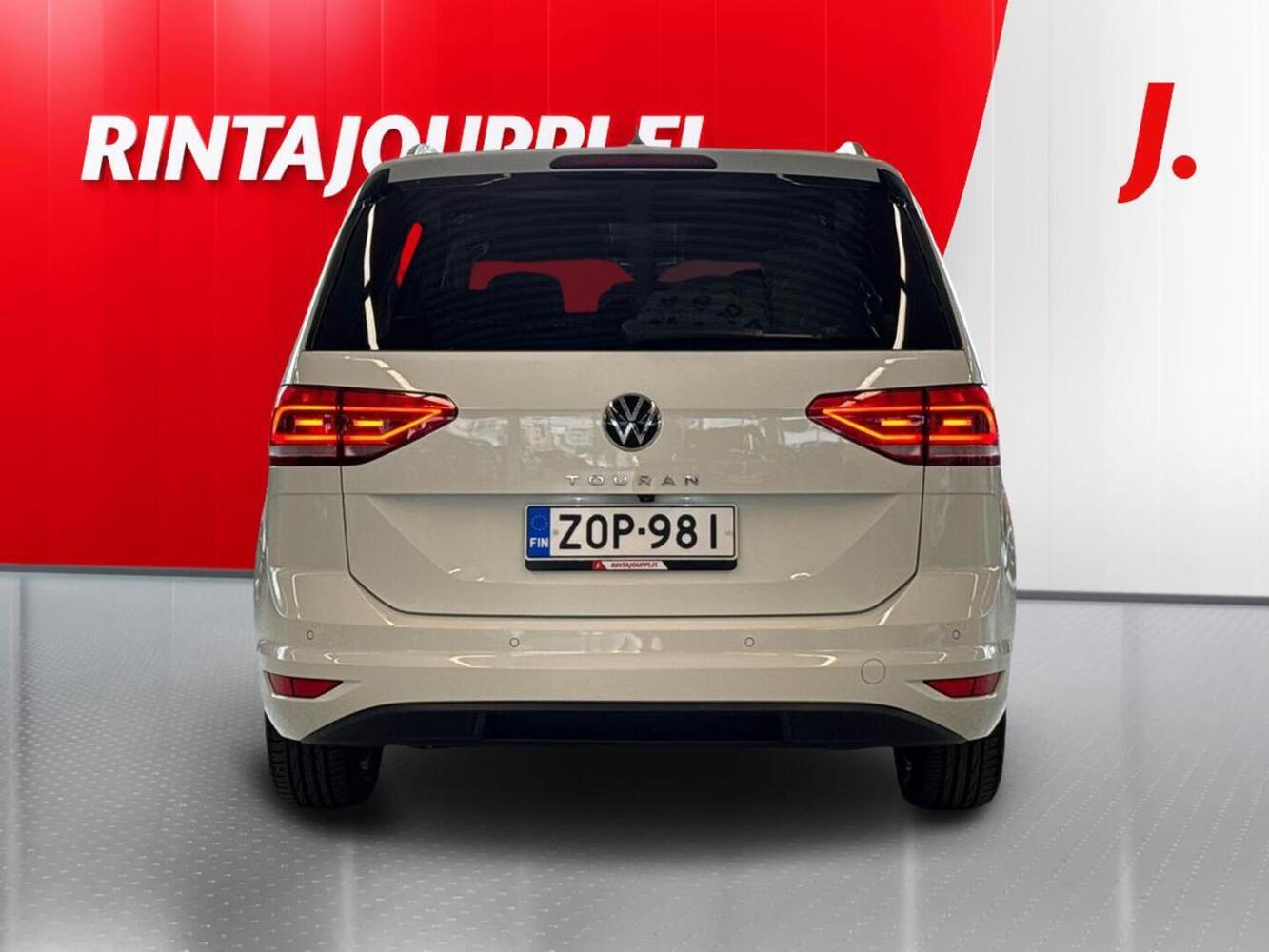 Volkswagen Touran vaihtoauto