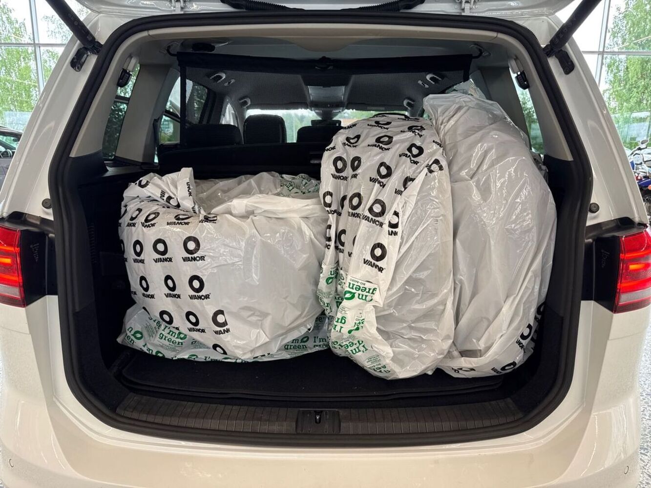 Volkswagen Touran vaihtoauto