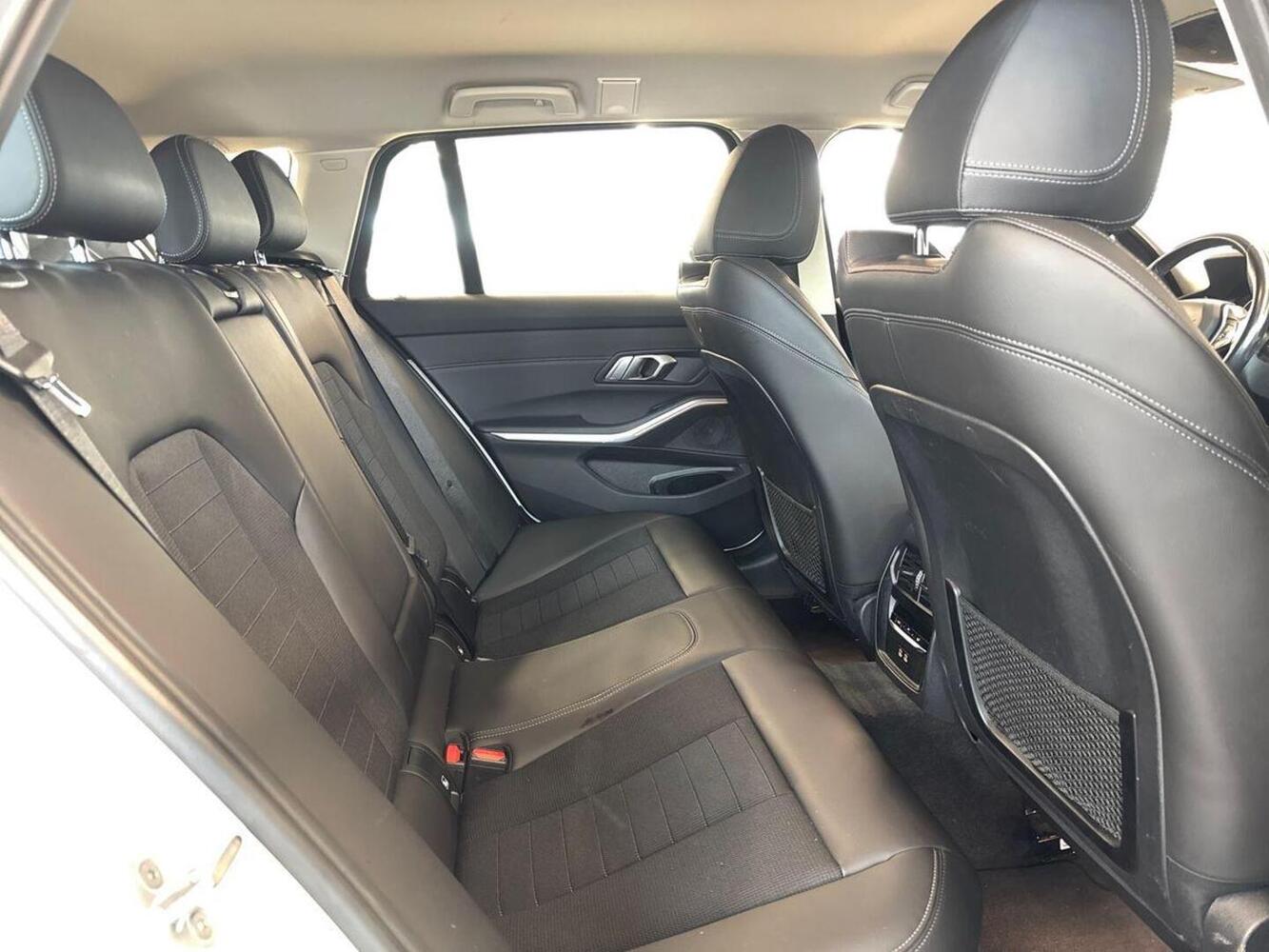 BMW 320 vaihtoauto