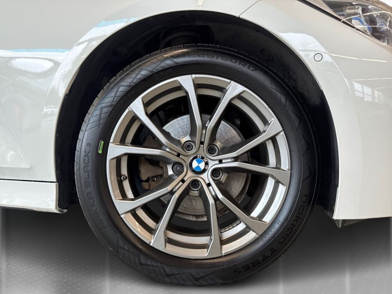 BMW 320 vaihtoauto