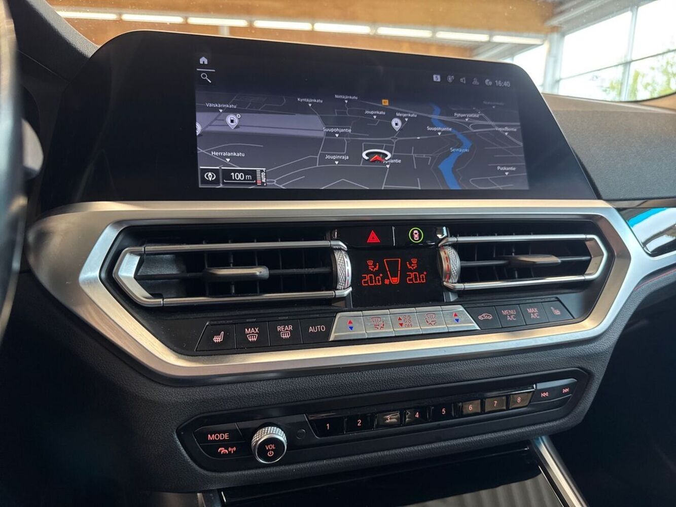 BMW 320 vaihtoauto