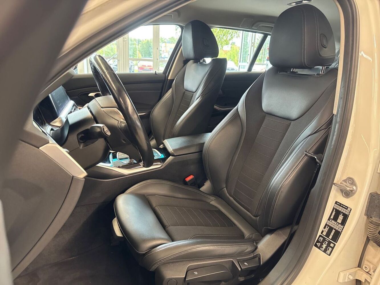 BMW 320 vaihtoauto