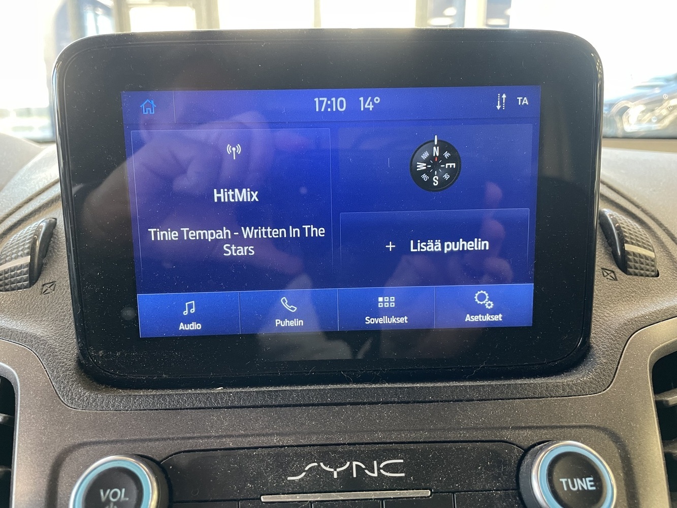 Ford Transit Connect vaihtoauto