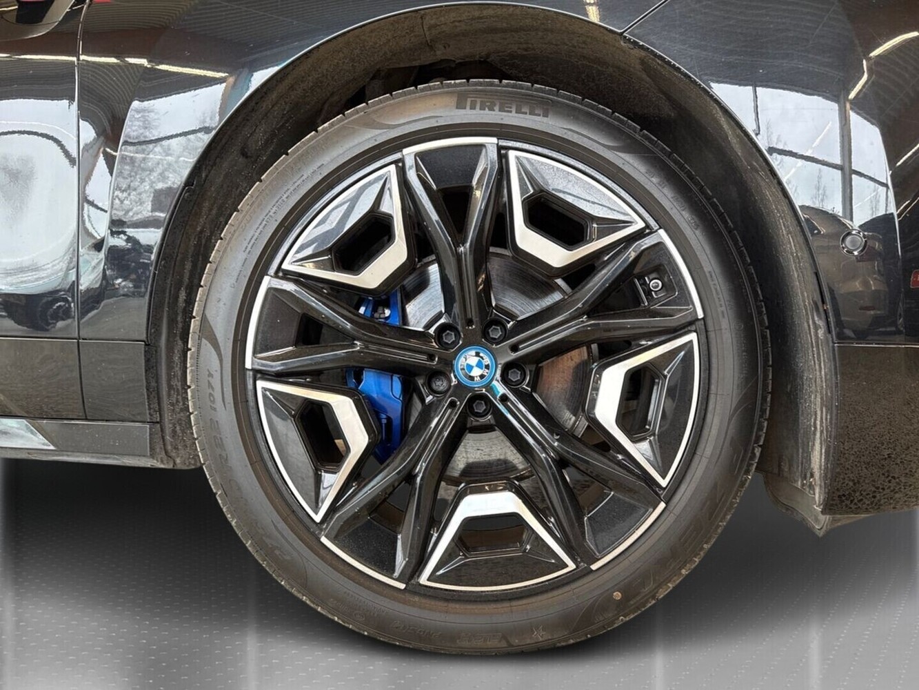BMW iX vaihtoauto