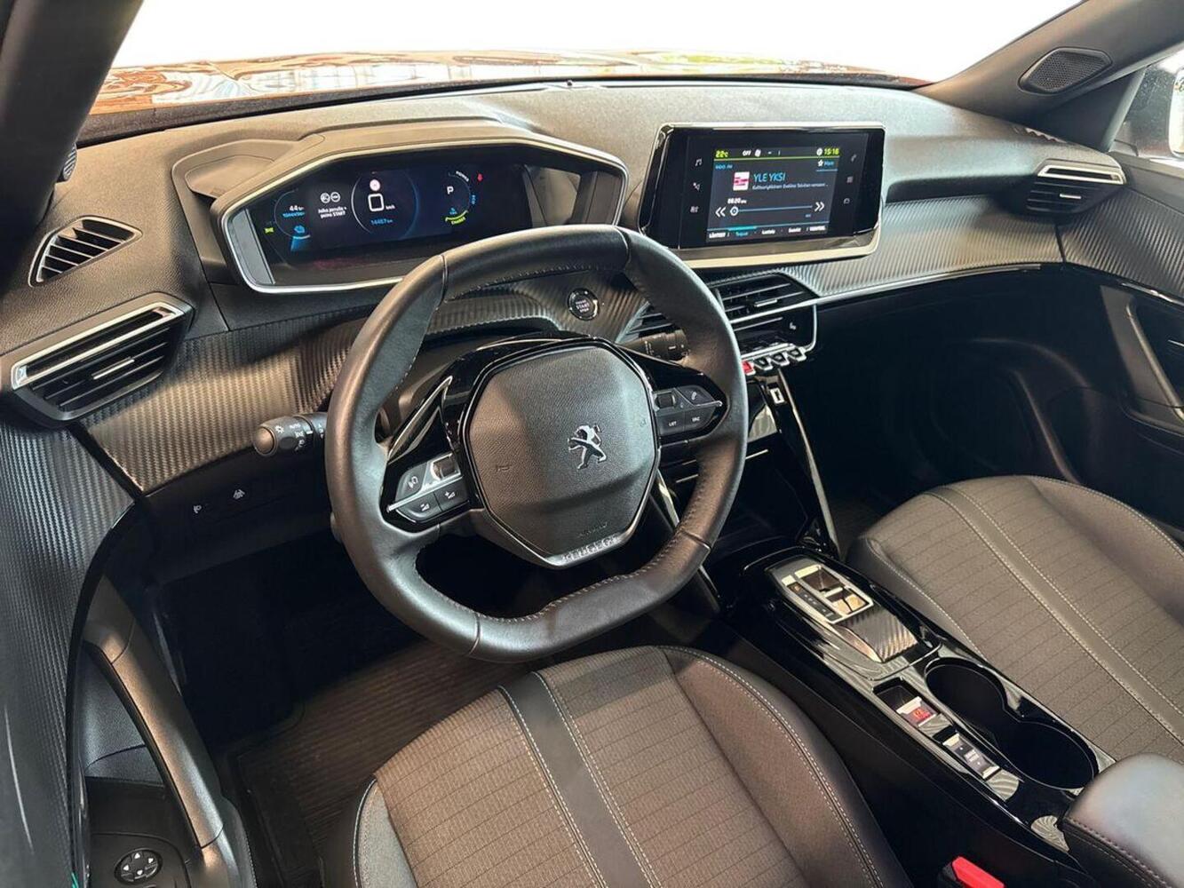 Peugeot e-2008 vaihtoauto