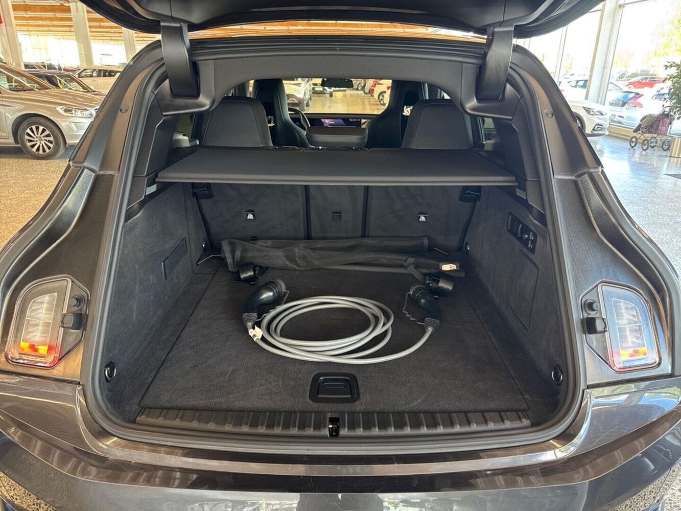 BMW iX vaihtoauto
