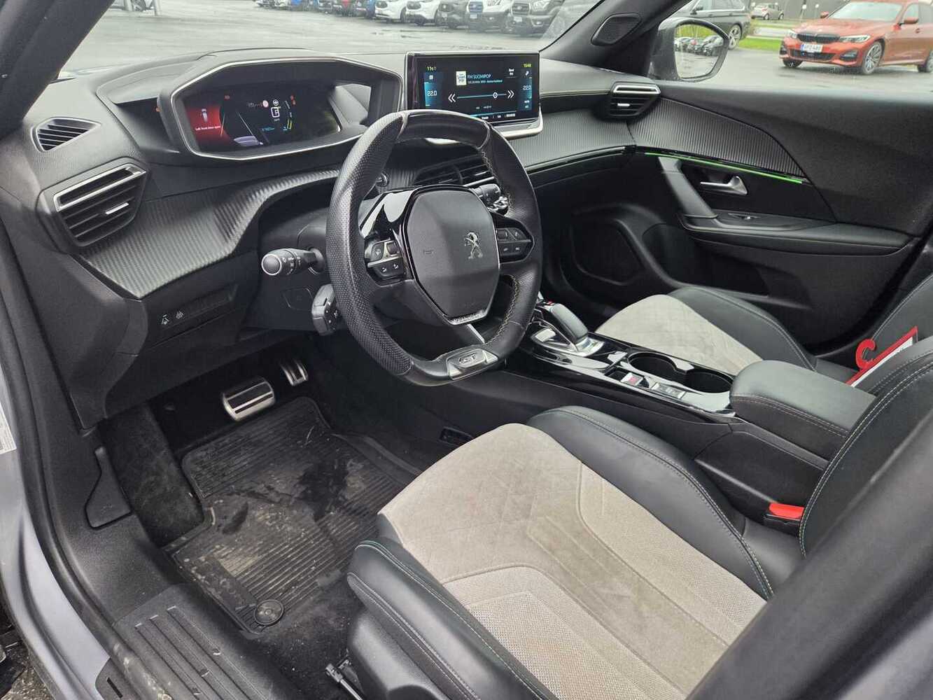 Peugeot e-2008 vaihtoauto