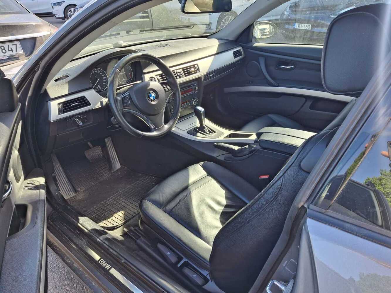 BMW 320 vaihtoauto