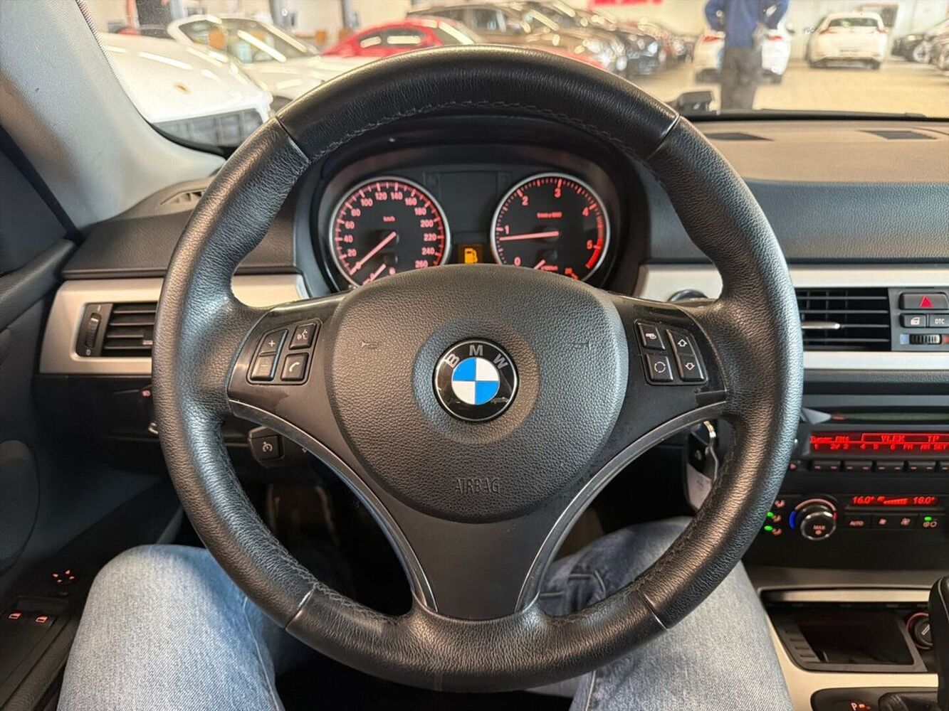 BMW 320 vaihtoauto