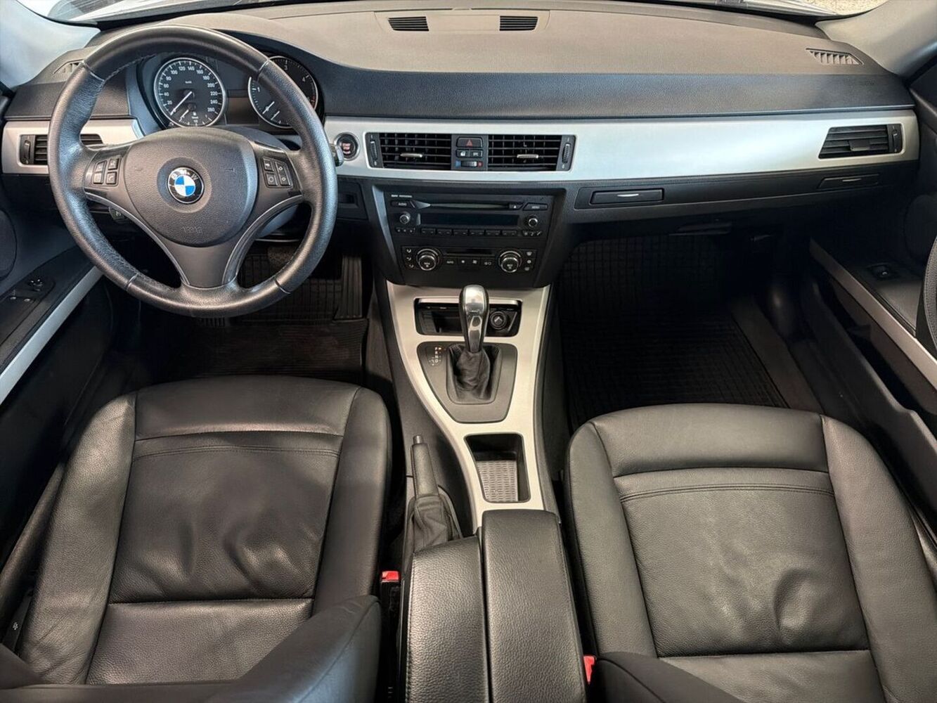 BMW 320 vaihtoauto