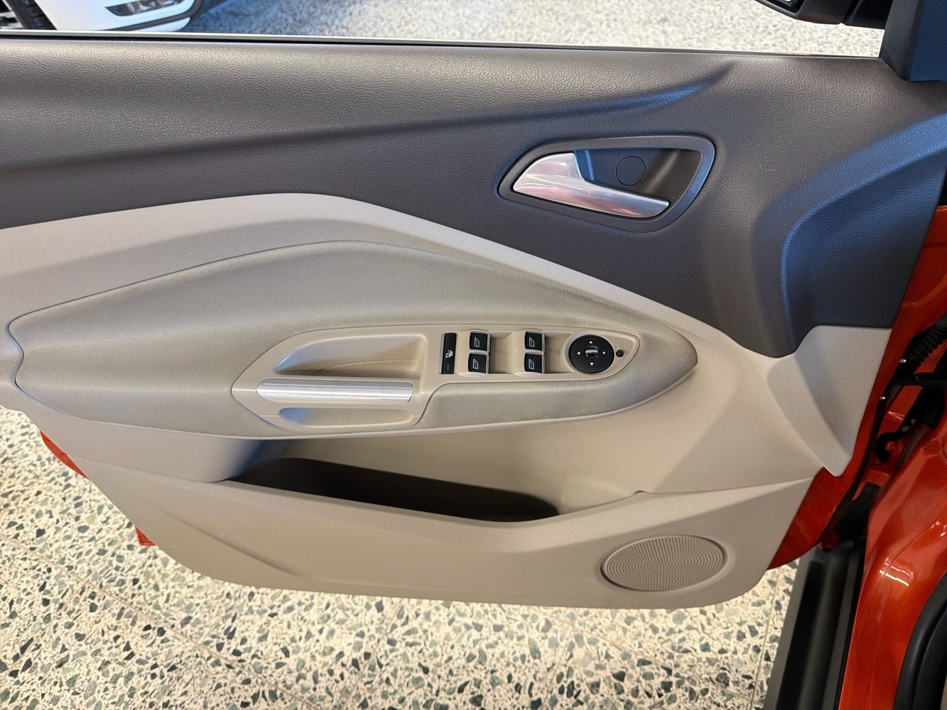 Ford Grand C-MAX vaihtoauto