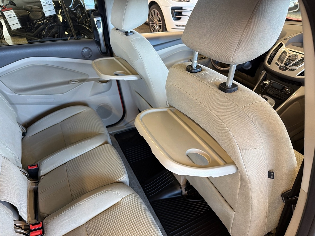 Ford Grand C-MAX vaihtoauto