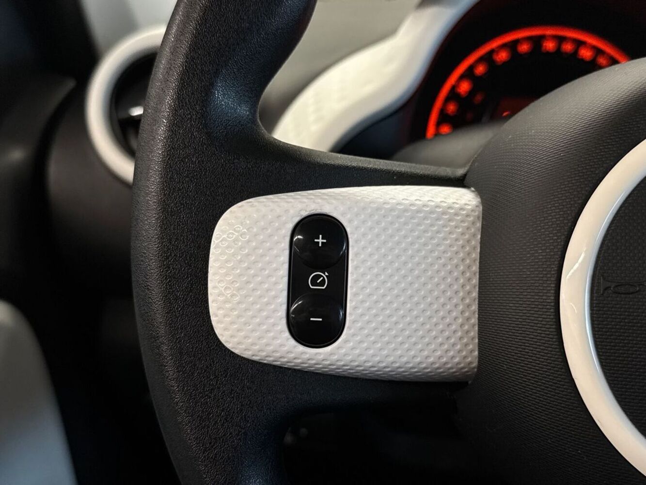 Renault Twingo vaihtoauto