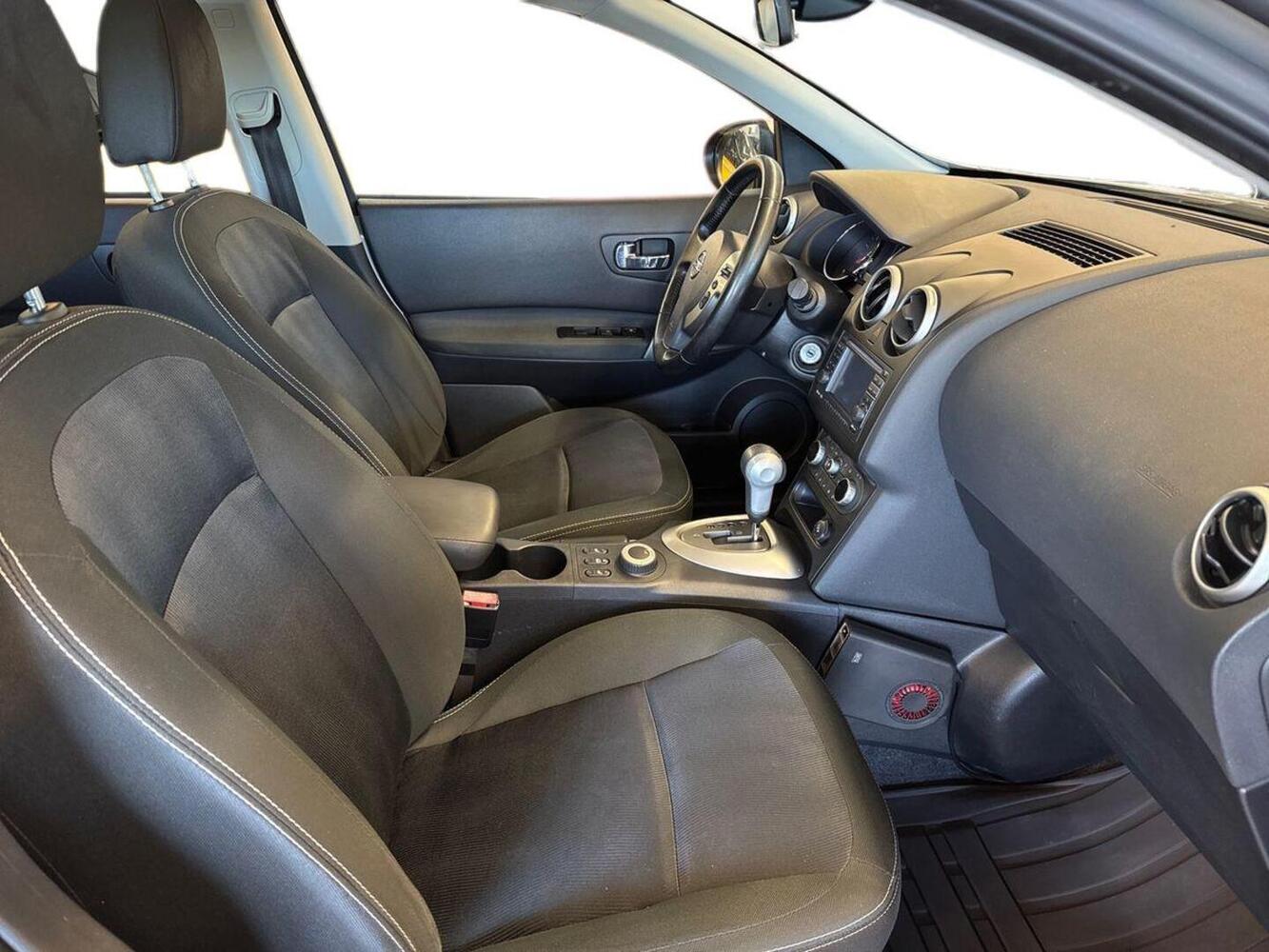 Nissan Qashqai+2 vaihtoauto