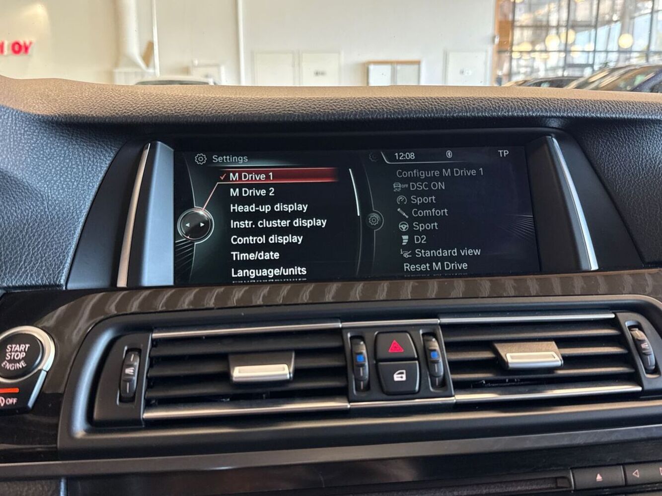 BMW M5 vaihtoauto