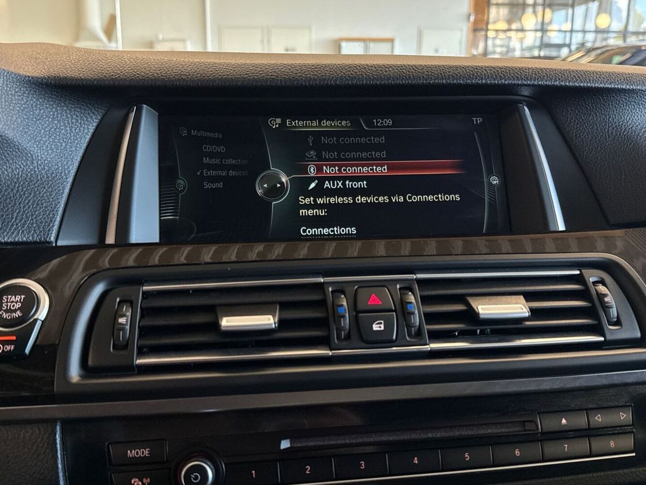 BMW M5 vaihtoauto