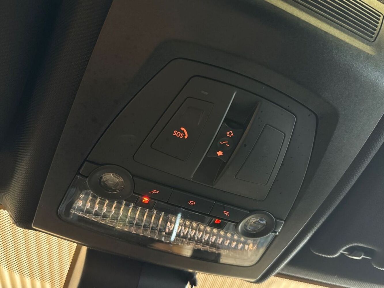 BMW M5 vaihtoauto