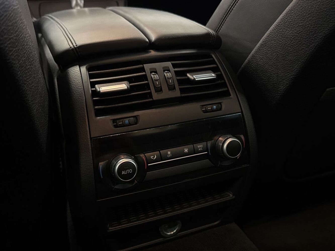 BMW M5 vaihtoauto
