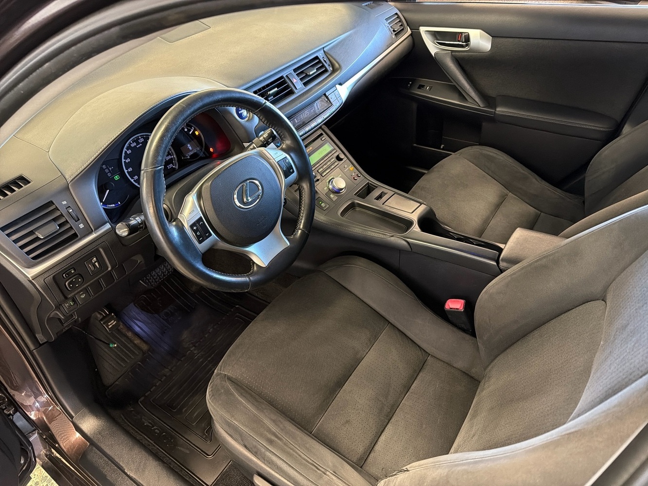 Lexus CT vaihtoauto