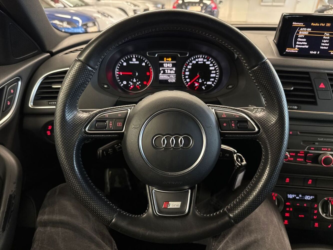 Audi Q3 vaihtoauto