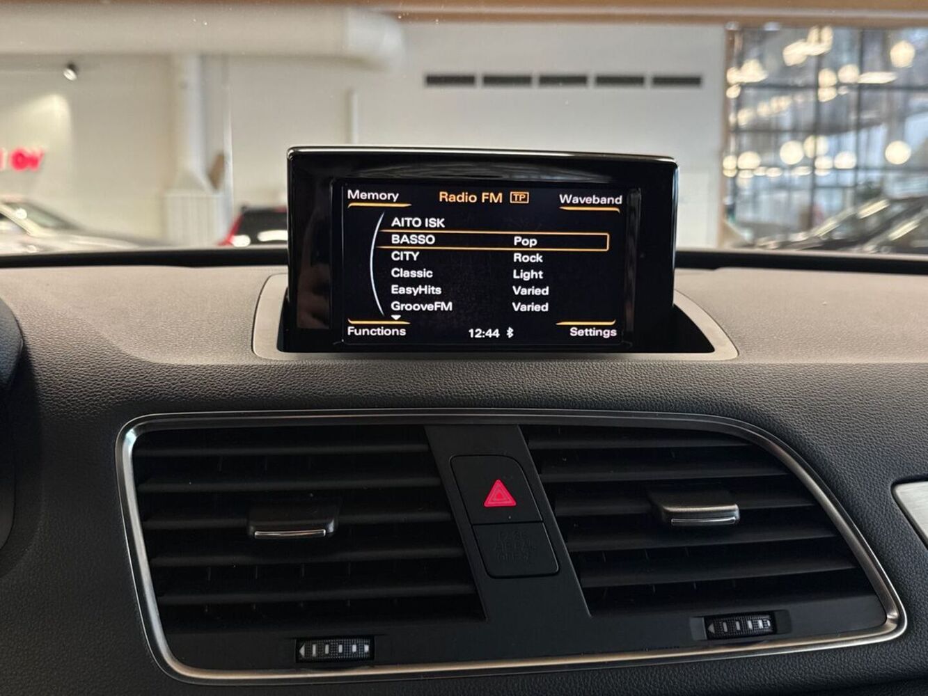 Audi Q3 vaihtoauto