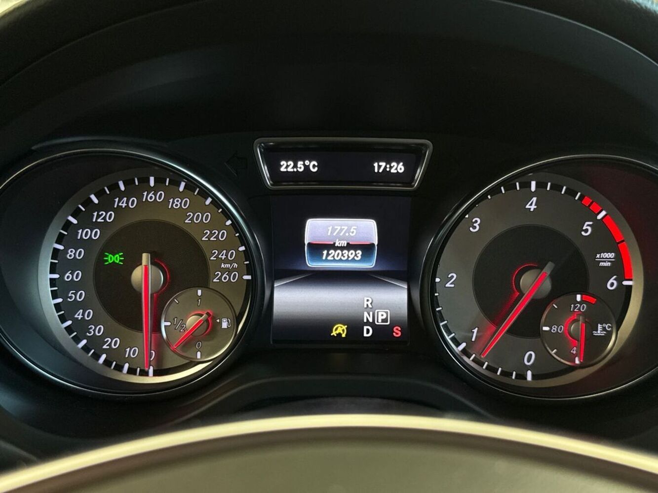 Mercedes-Benz CLA-sarja vaihtoauto