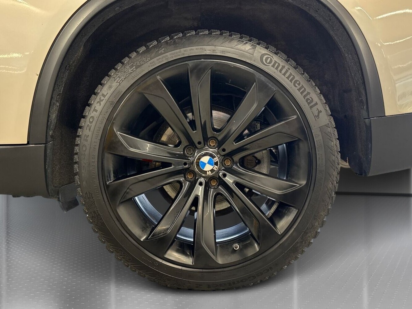 BMW X5 vaihtoauto