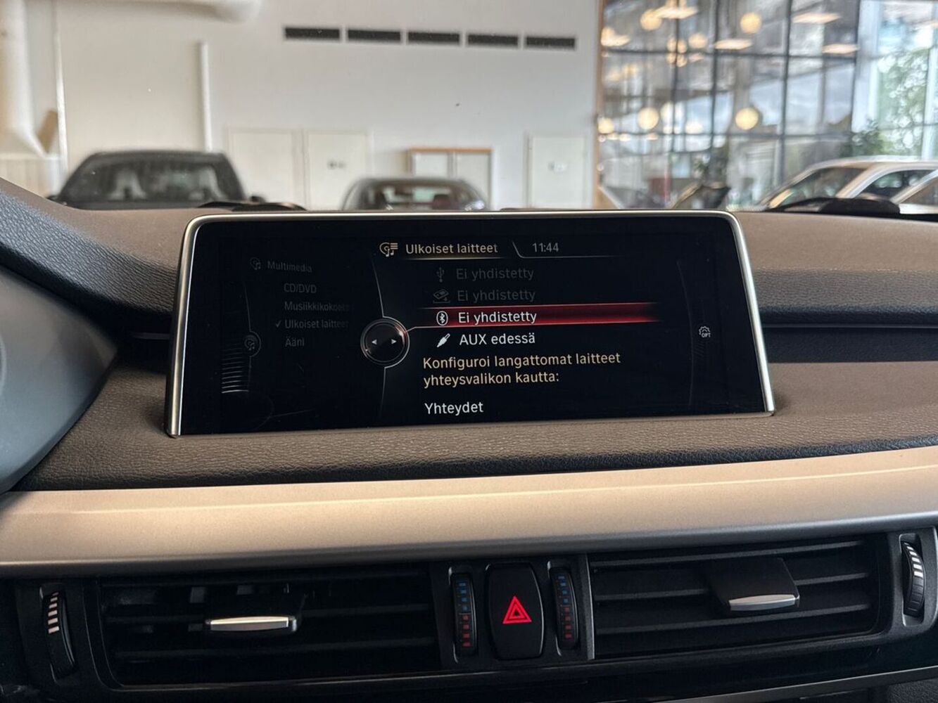 BMW X5 vaihtoauto