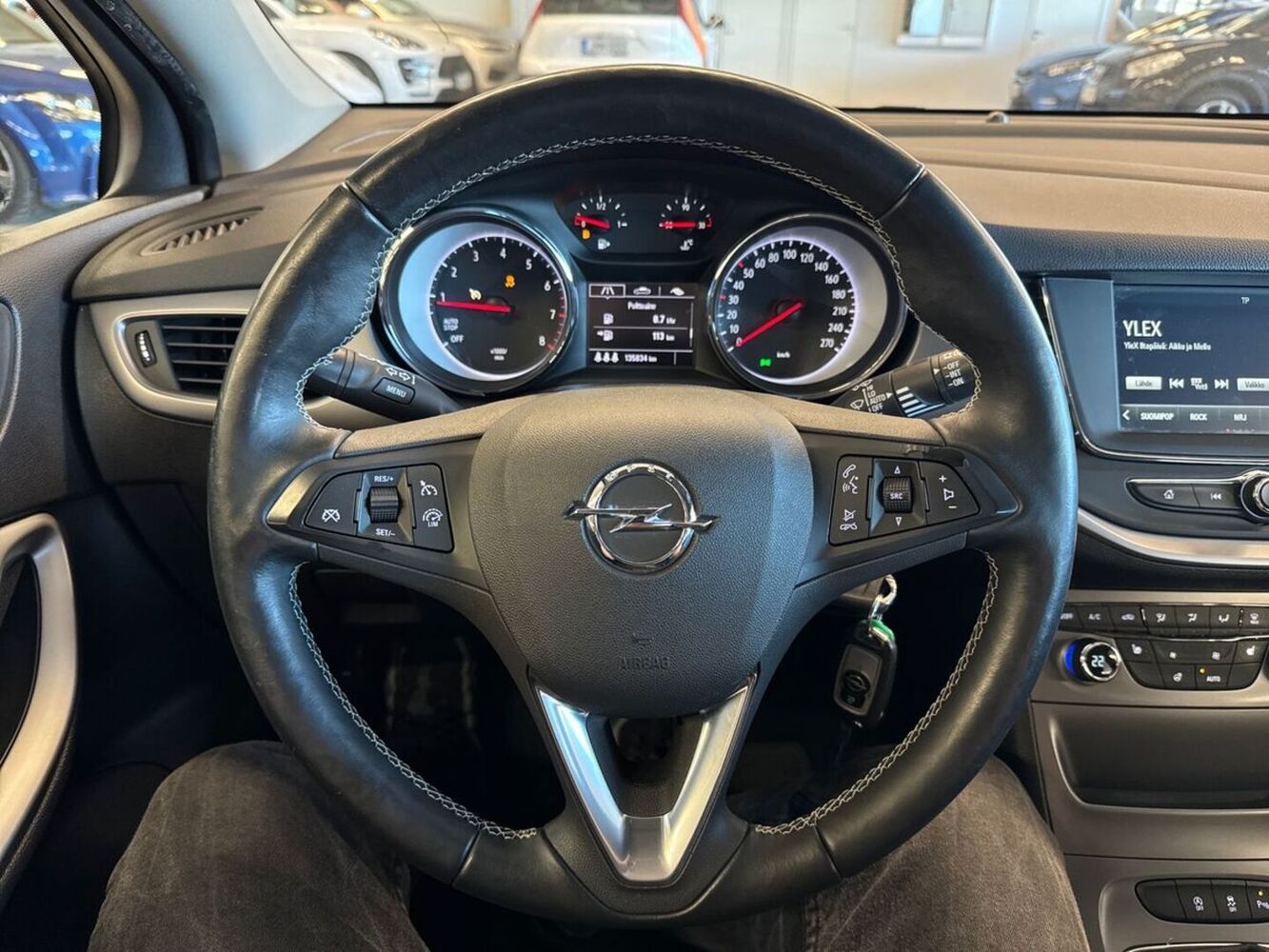 Opel Astra vaihtoauto