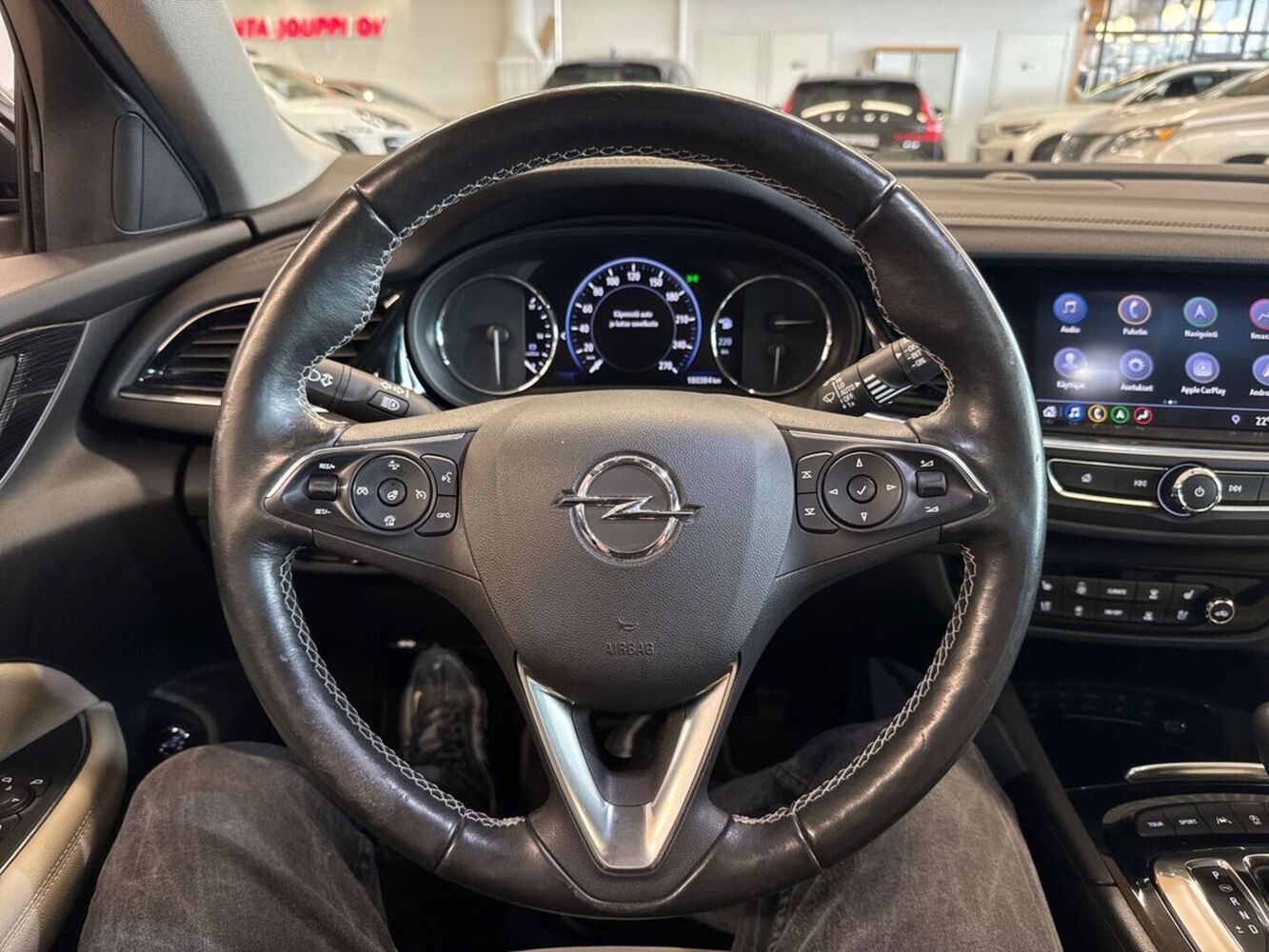 Opel Insignia vaihtoauto