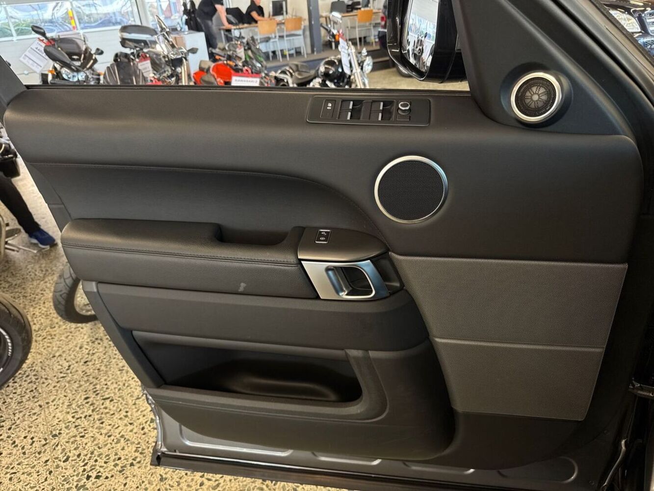 Land Rover Range Rover Sport vaihtoauto