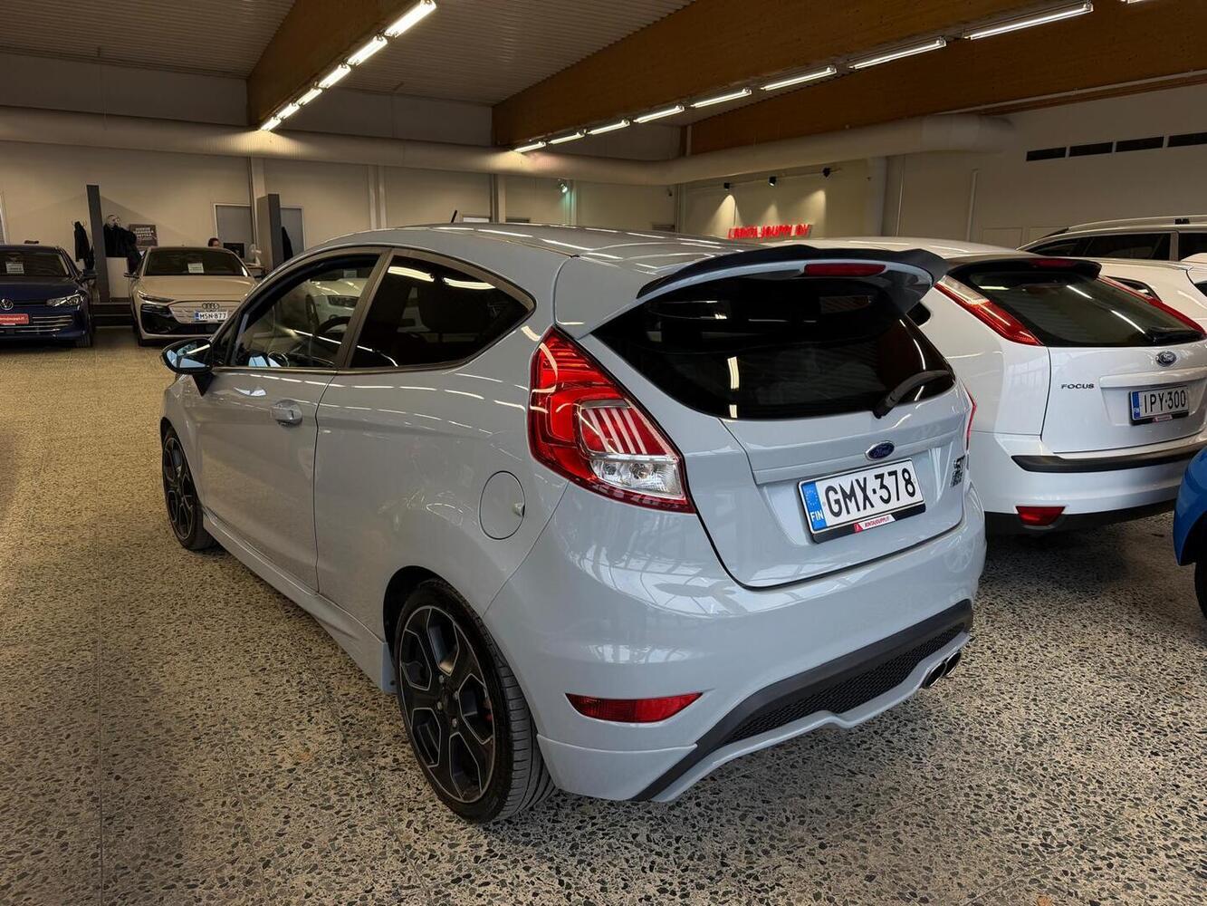 Ford Fiesta vaihtoauto
