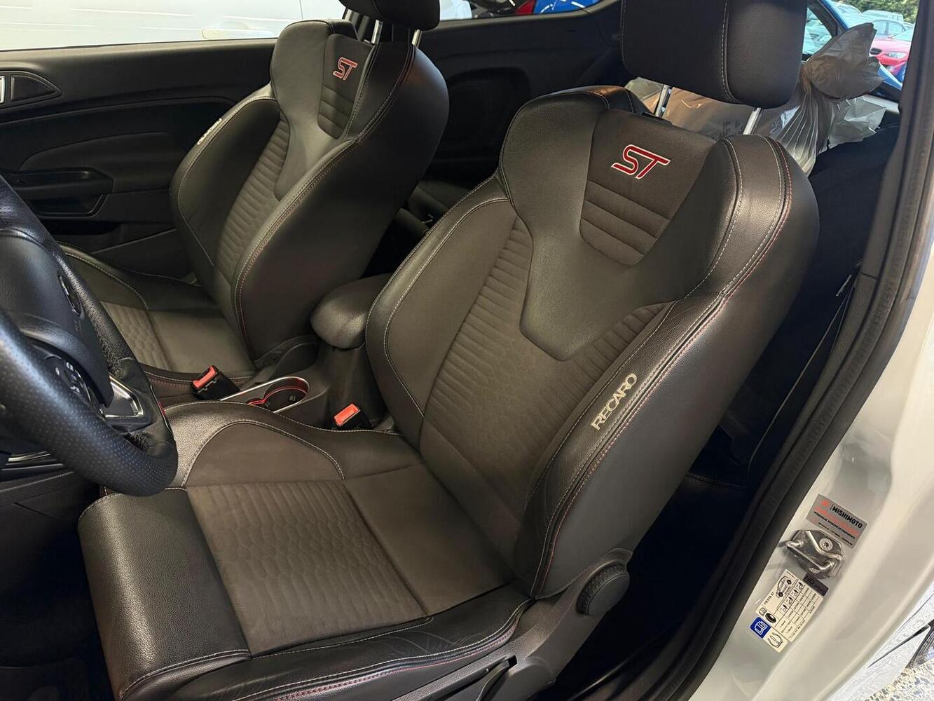Ford Fiesta vaihtoauto