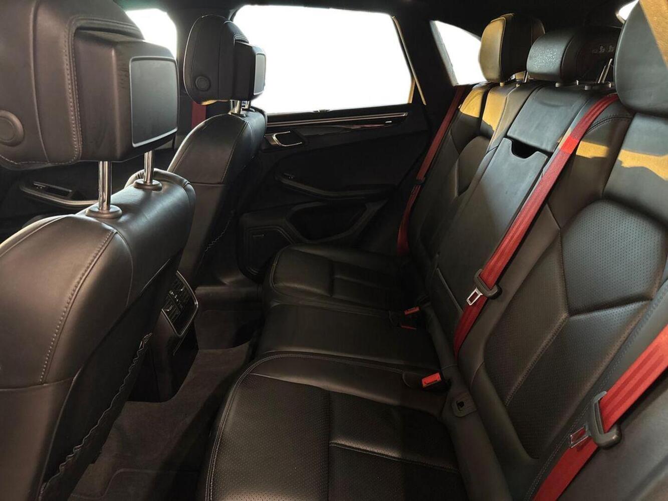 Porsche Macan vaihtoauto