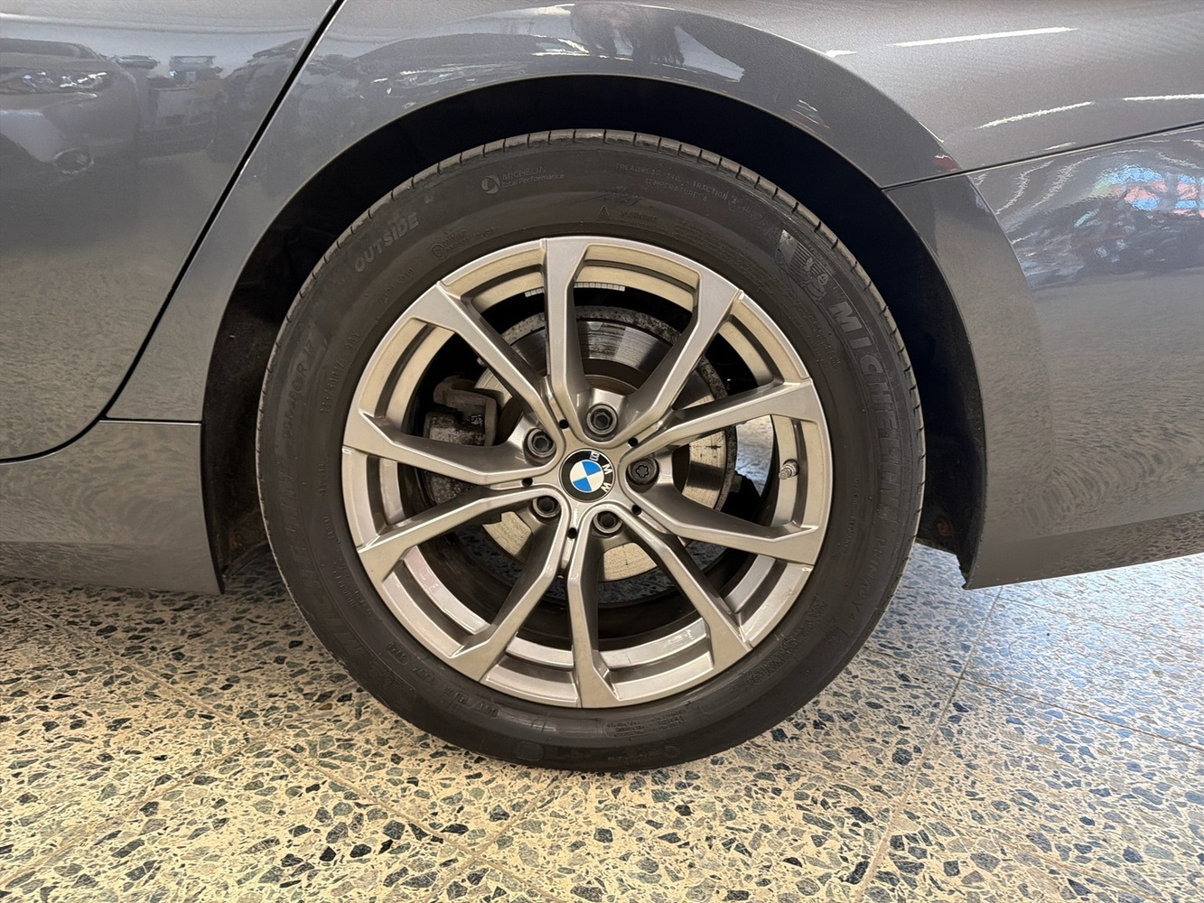 BMW 320 vaihtoauto