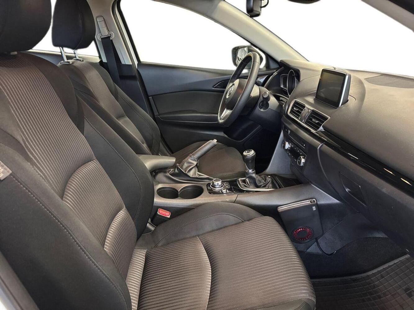 Mazda 3 vaihtoauto
