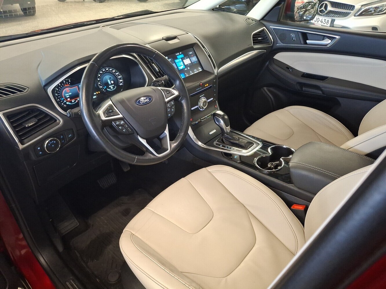 Ford S-MAX vaihtoauto