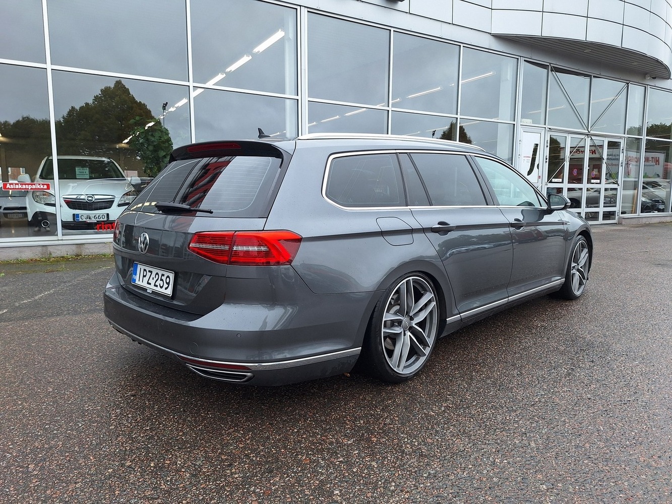 Volkswagen Passat vaihtoauto