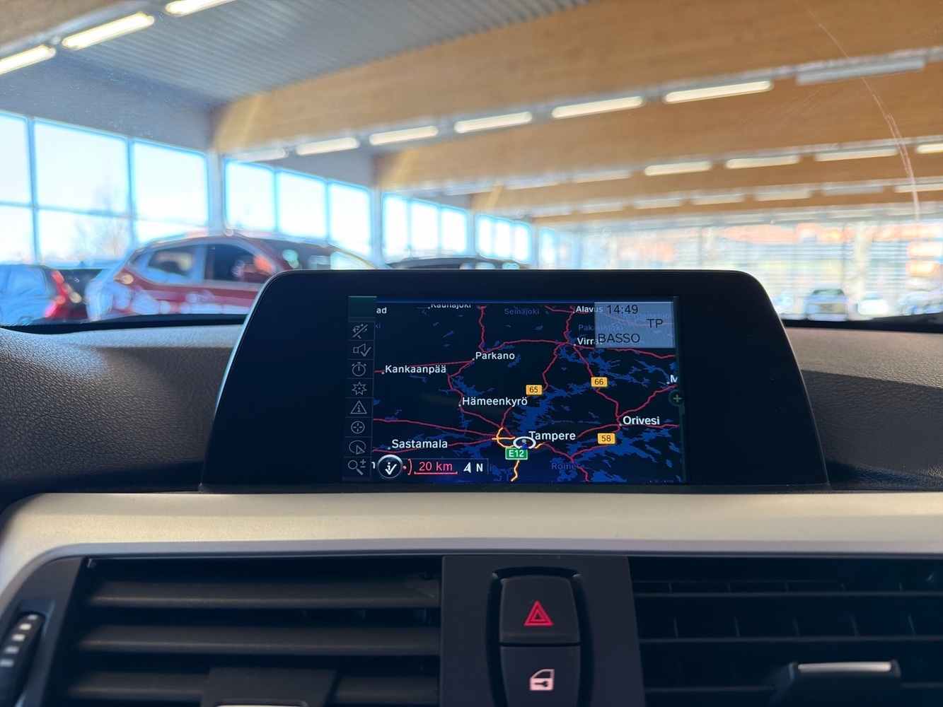 BMW 320 vaihtoauto