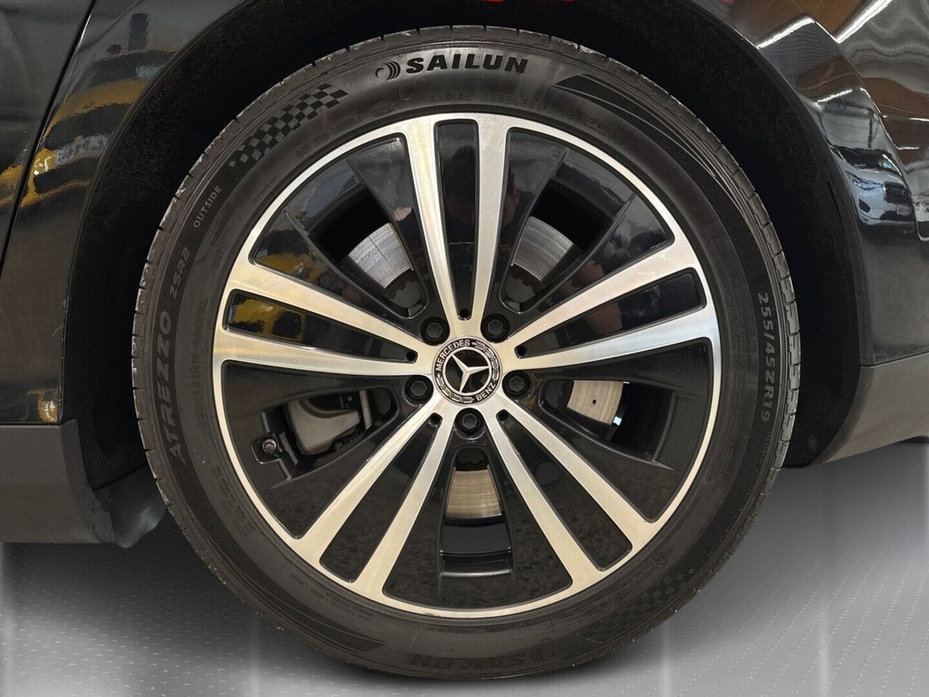 Mercedes-Benz EQE vaihtoauto