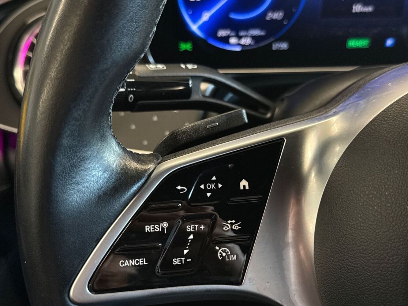 Mercedes-Benz EQE vaihtoauto