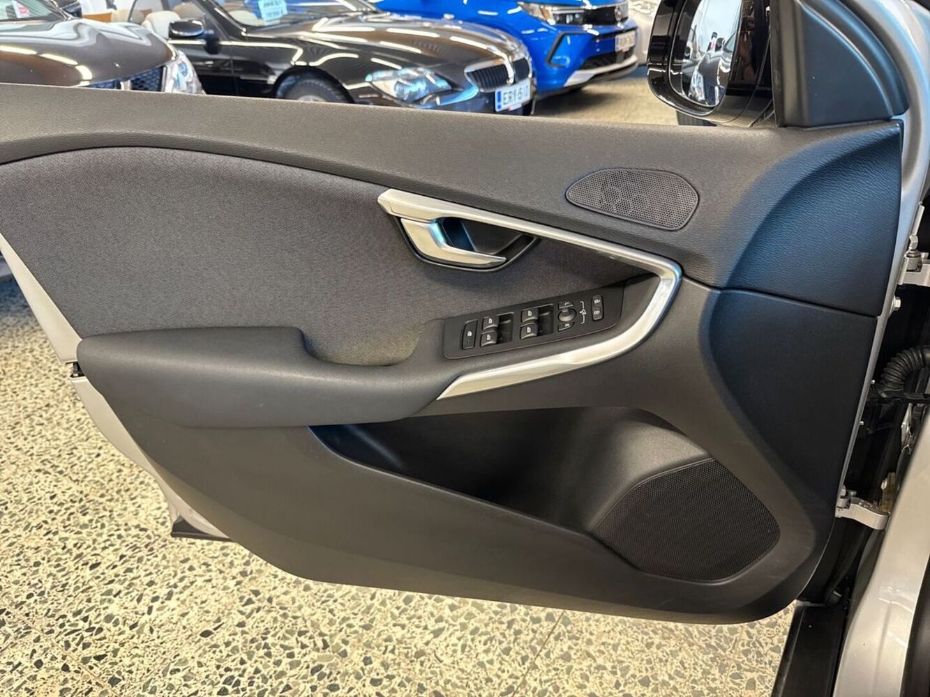 Volvo V40 Cross Country vaihtoauto