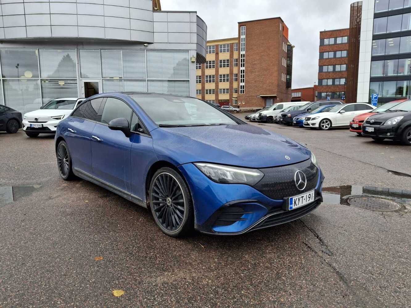 Mercedes-Benz EQE vaihtoauto