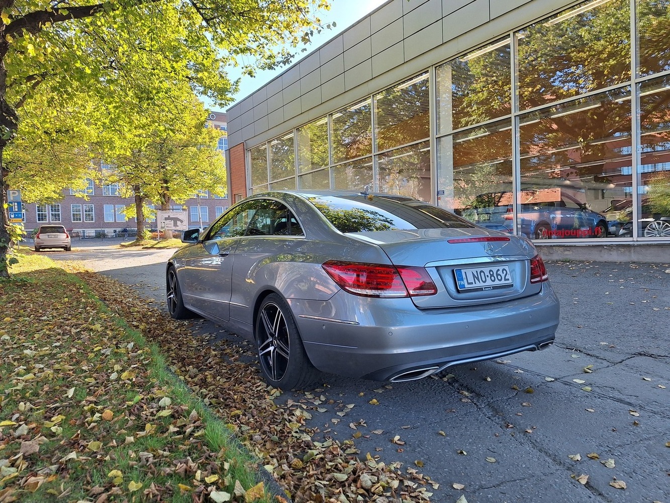 Mercedes-Benz E vaihtoauto